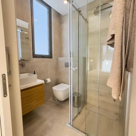 Malberry Park 102 - Modern With Shared Heated Pool, Sauna, Gym, Jacuzzi Appartamento