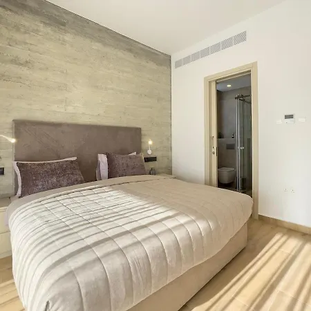 Malberry Park 102 - Modern With Shared Heated Pool, Sauna, Gym, Jacuzzi Apartament Pafos