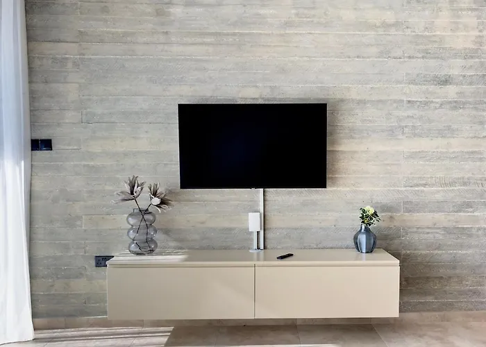 Malberry Park 102 - Modern With Shared Heated Pool, Sauna, Gym, Jacuzzi Lejlighed Paphos